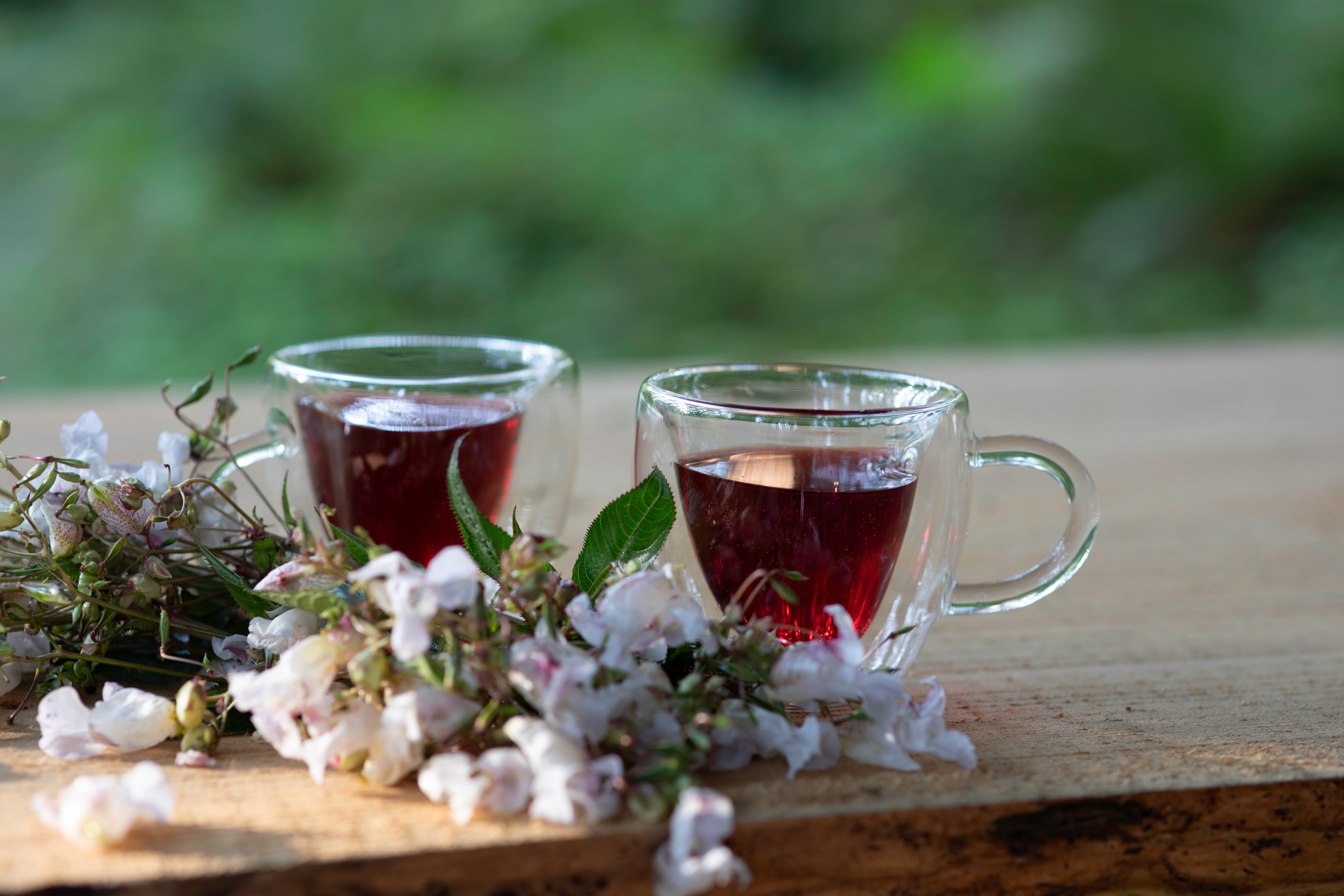 Unicorn Glitter Tea — herbal tea cups with fresh flowers